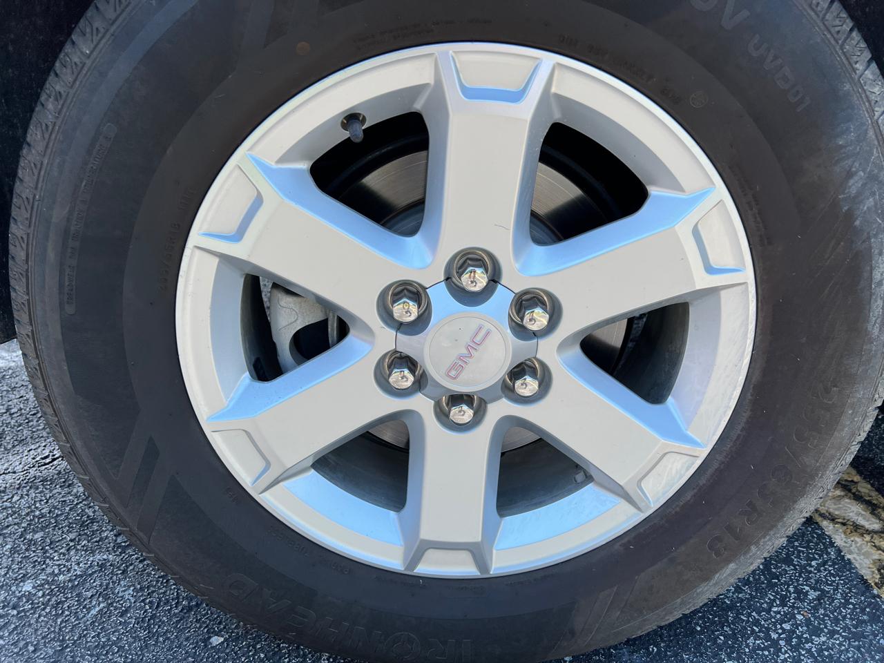GMC Acadia FWD 4dr SLE2 2014