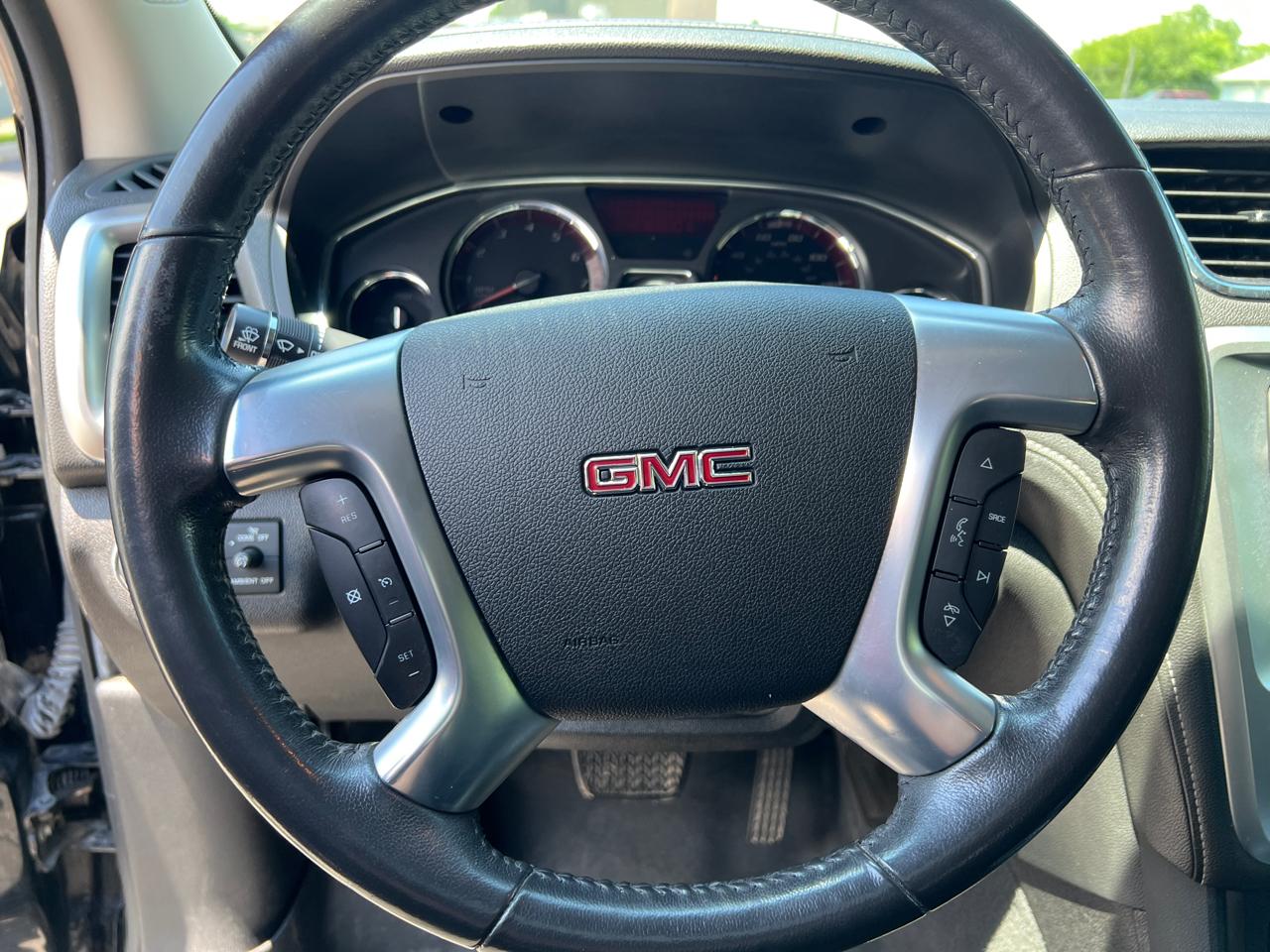 GMC Acadia FWD 4dr SLE2 2014