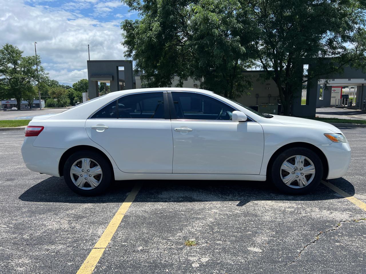 Toyota Camry 4dr Sdn I4 Auto LE (Natl) 2008