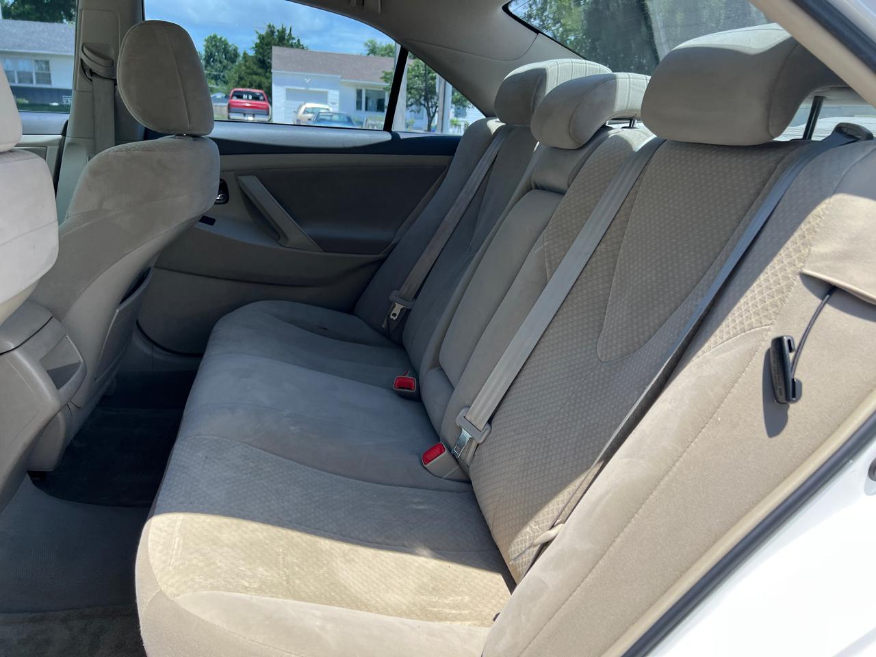 Toyota Camry 4dr Sdn I4 Auto LE (Natl) 2008