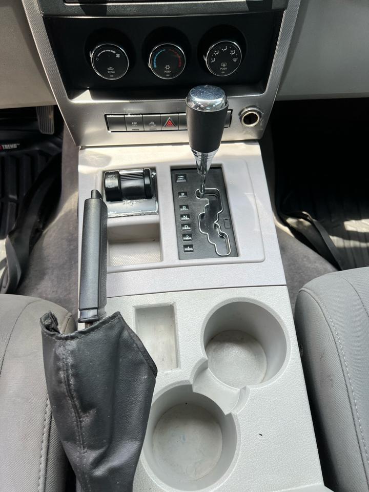 Jeep Liberty 4WD 4dr Sport 2008