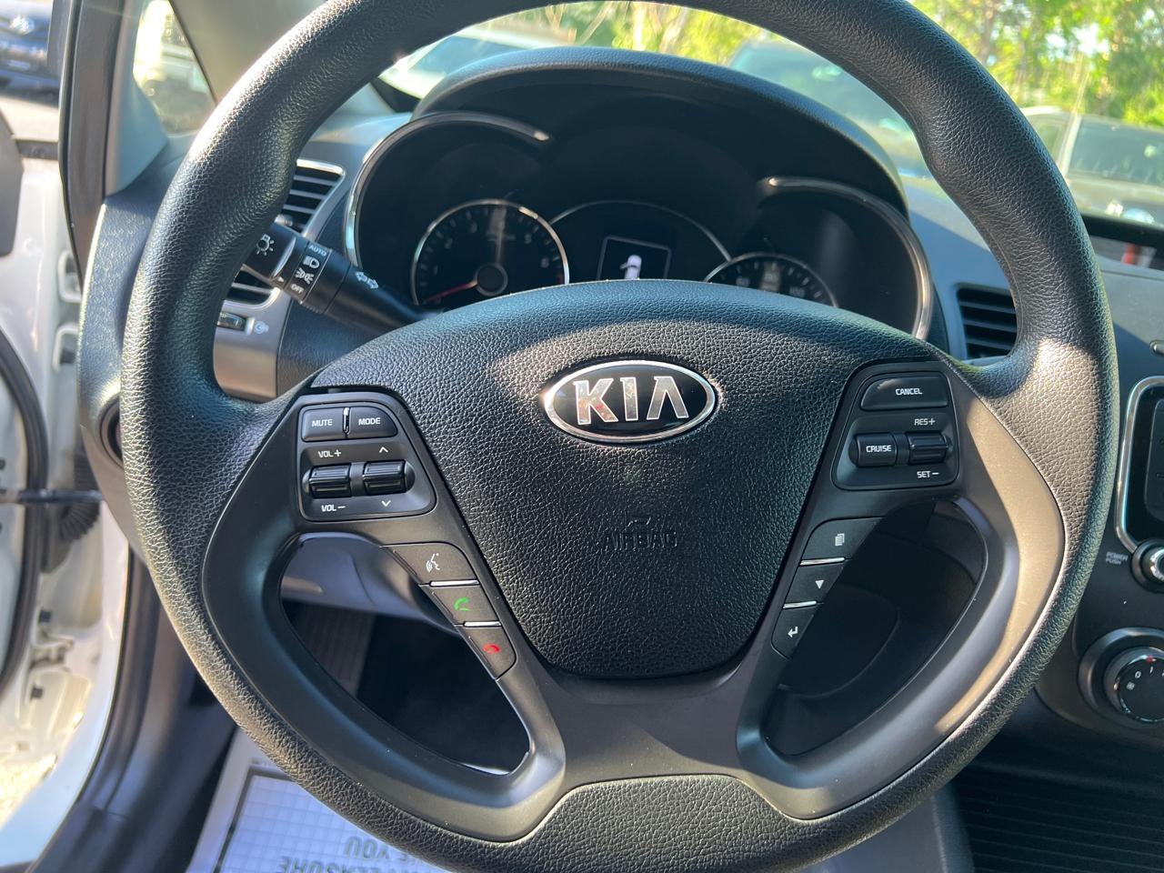 Kia Forte LX Auto 2017