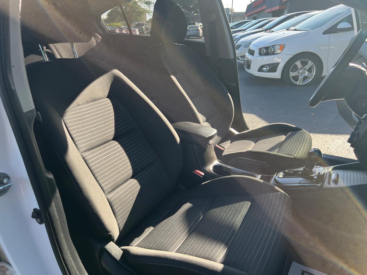 Kia Forte LX Auto 2017