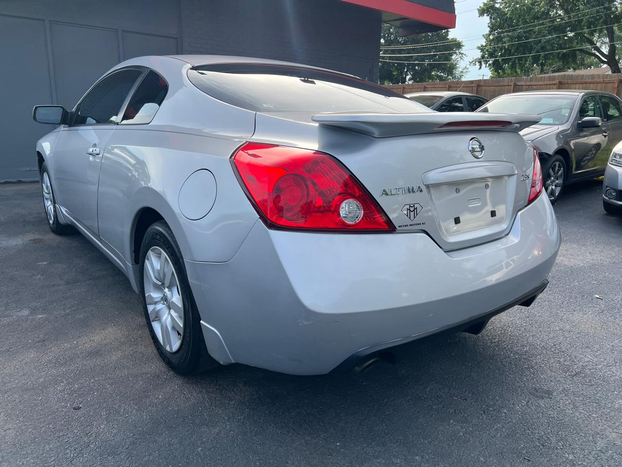 Nissan Altima 2dr Cpe I4 CVT 2.5 S 2009