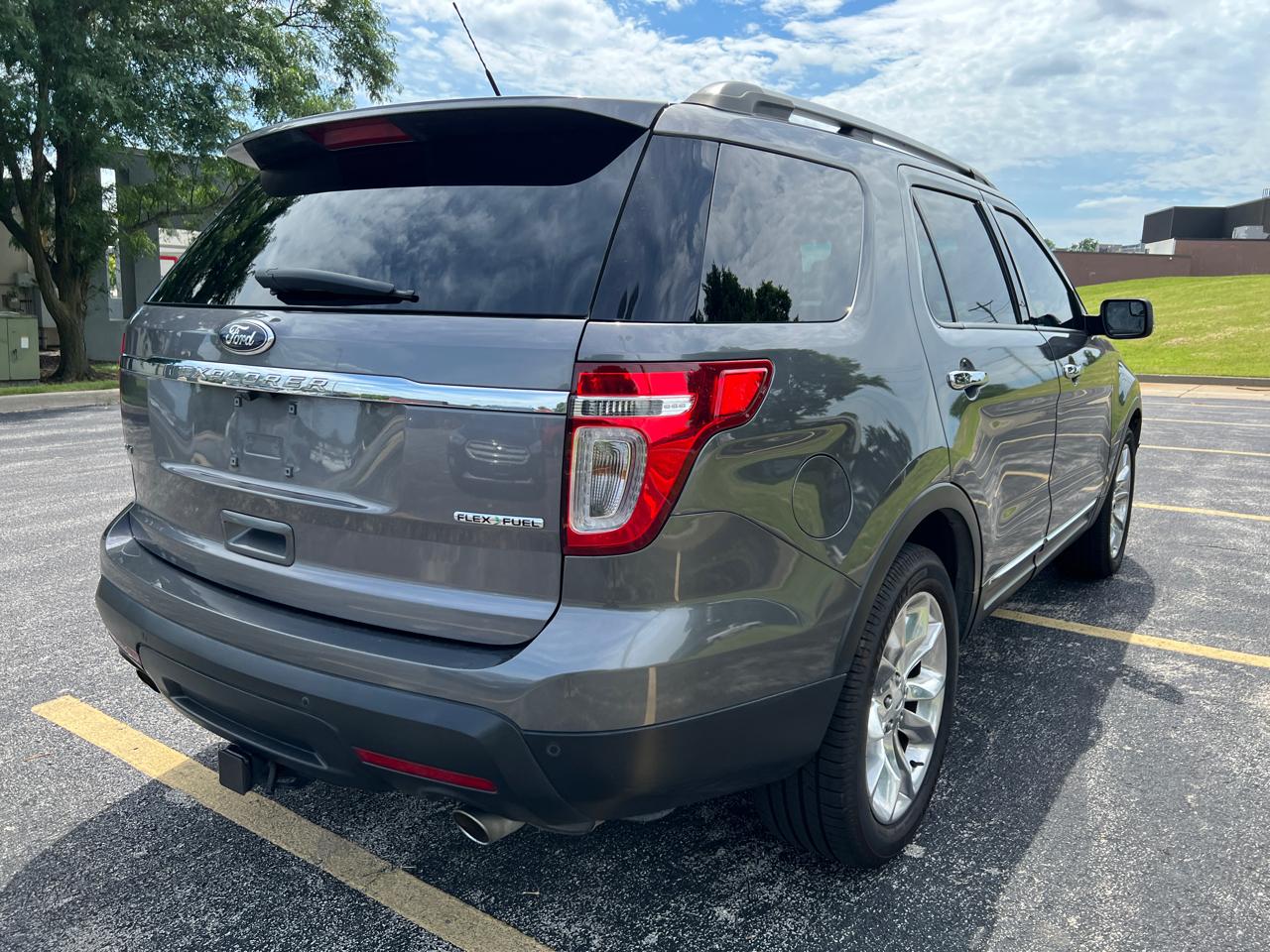 Ford Explorer FWD 4dr XLT 2013