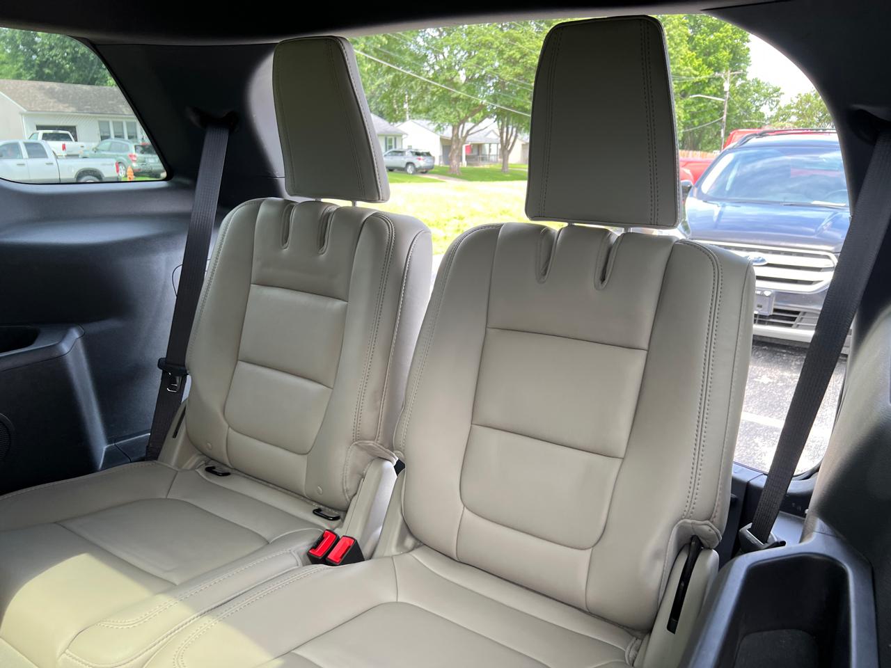 Ford Explorer FWD 4dr XLT 2013