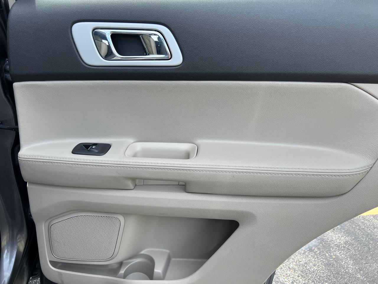 Ford Explorer FWD 4dr XLT 2013