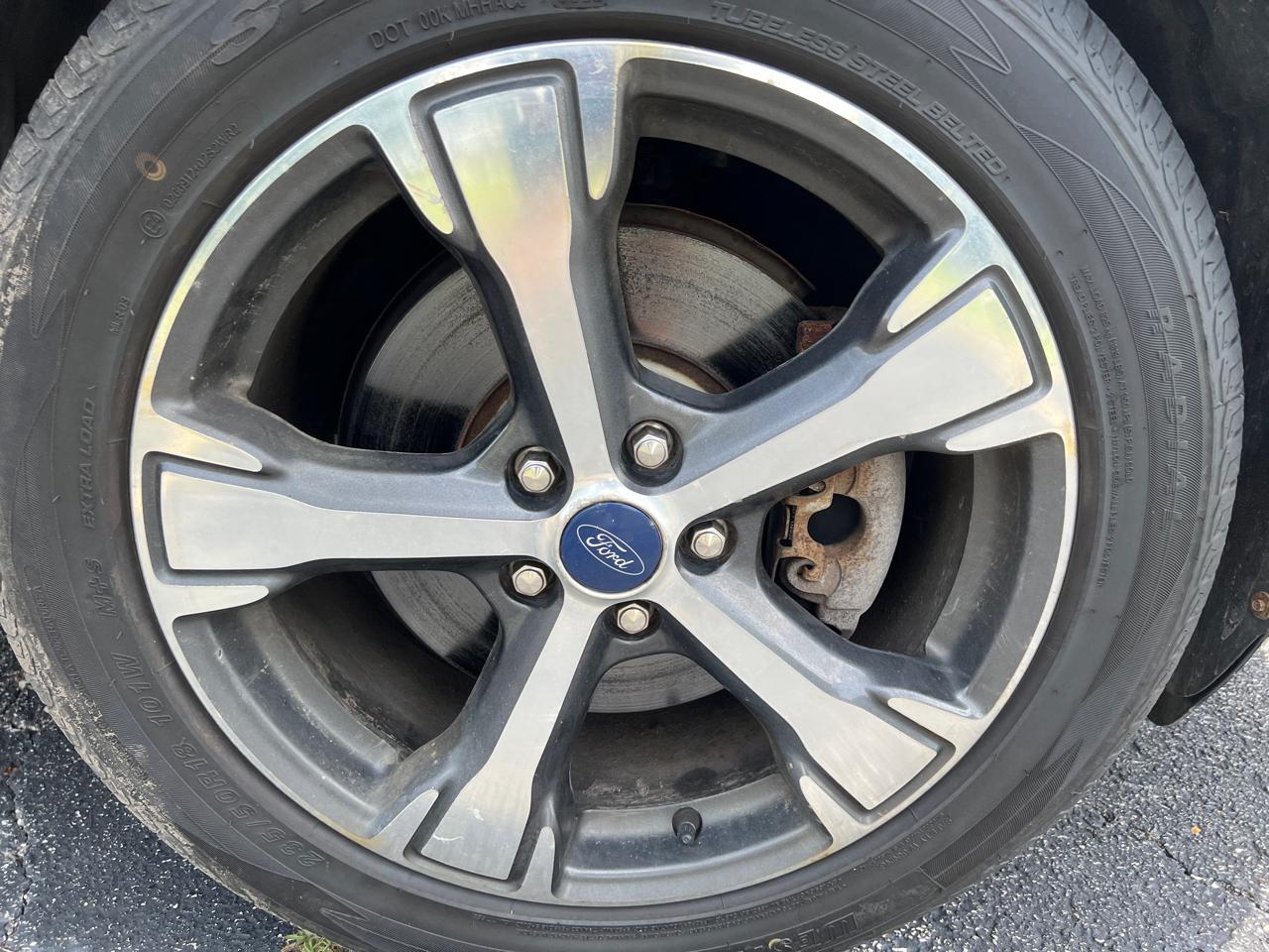 Ford Escape SEL 4WD 2018