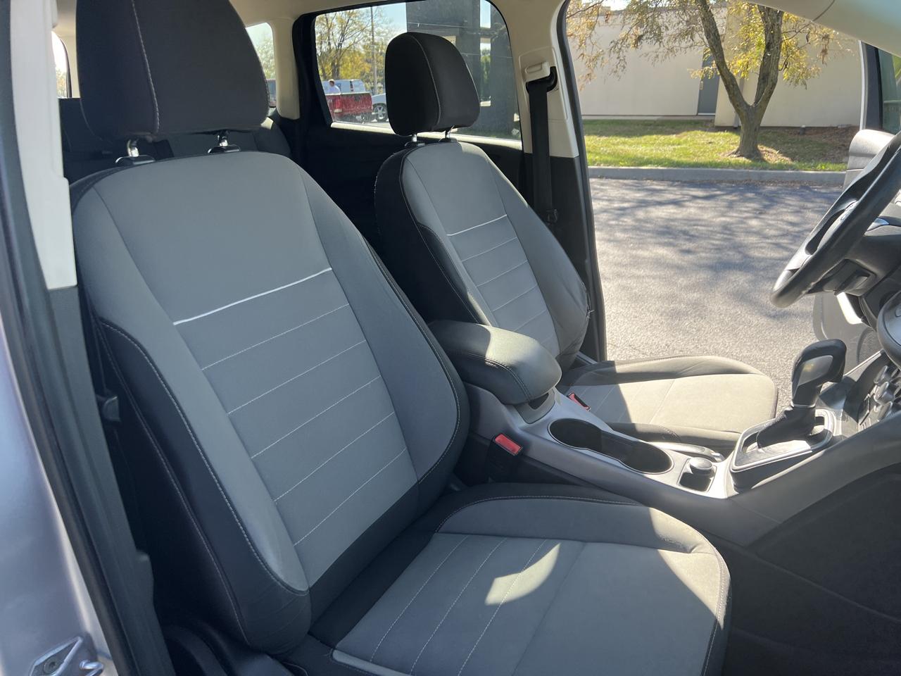 Ford Escape FWD 4dr SE 2014