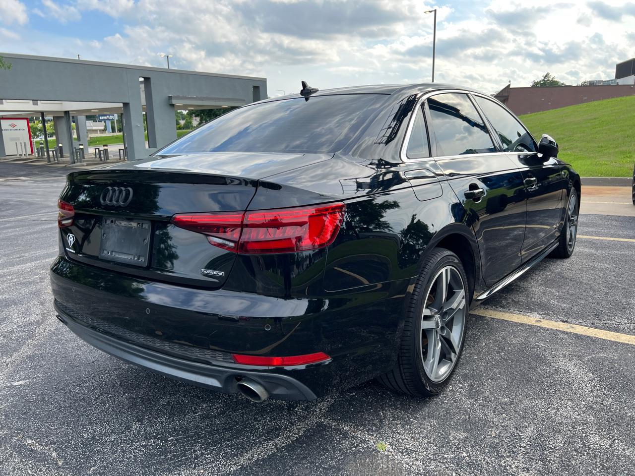 Audi A4 2.0 TFSI Auto Premium Plus quattro AWD 2017