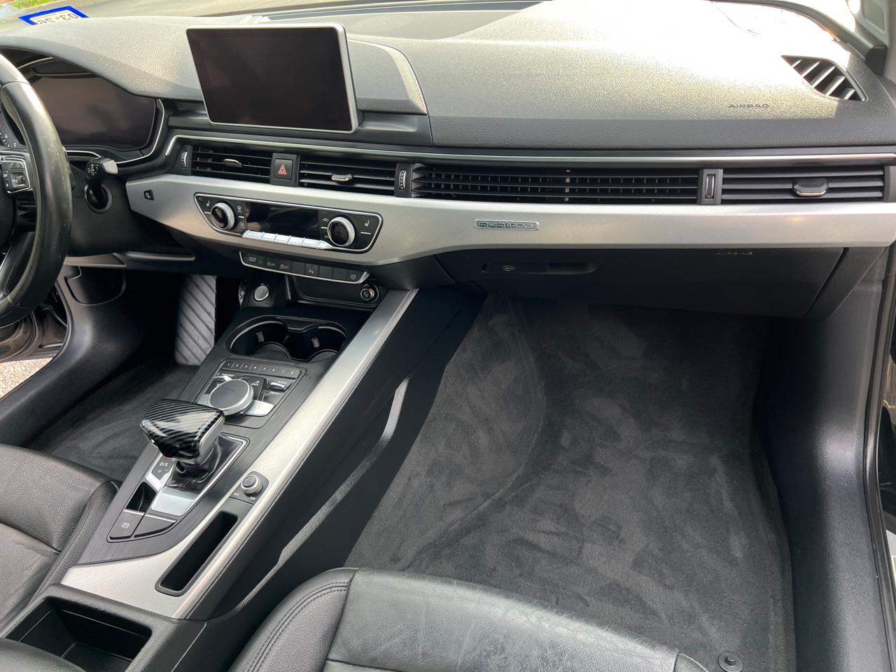 Audi A4 2.0 TFSI Auto Premium Plus quattro AWD 2017
