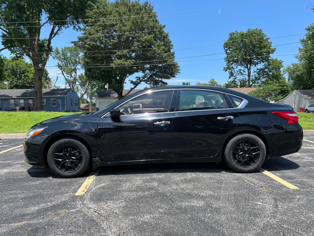 Nissan Altima 2.5 S Sedan 2017