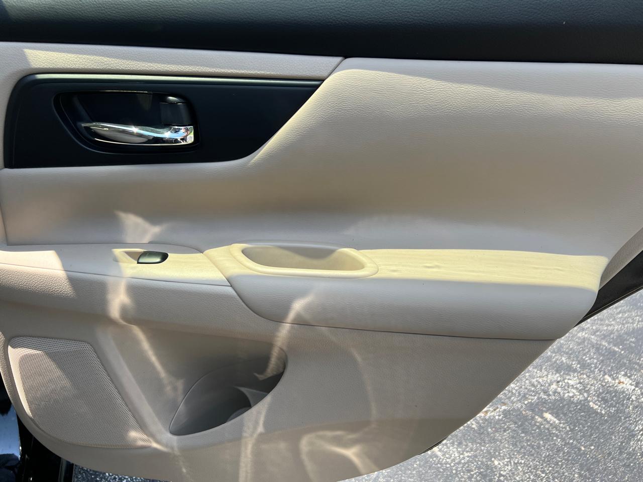 Nissan Altima 2.5 S Sedan 2017