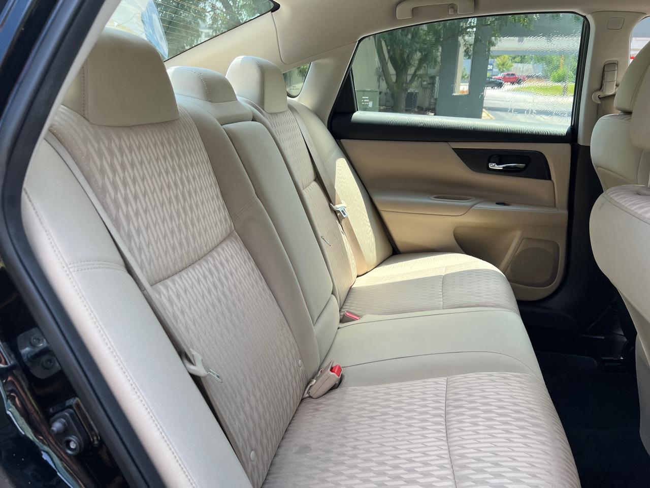 Nissan Altima 2.5 S Sedan 2017
