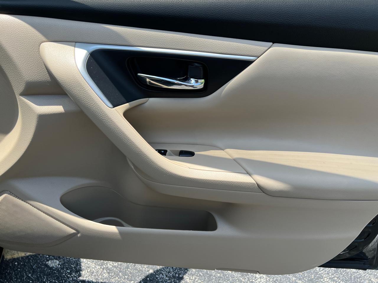 Nissan Altima 2.5 S Sedan 2017