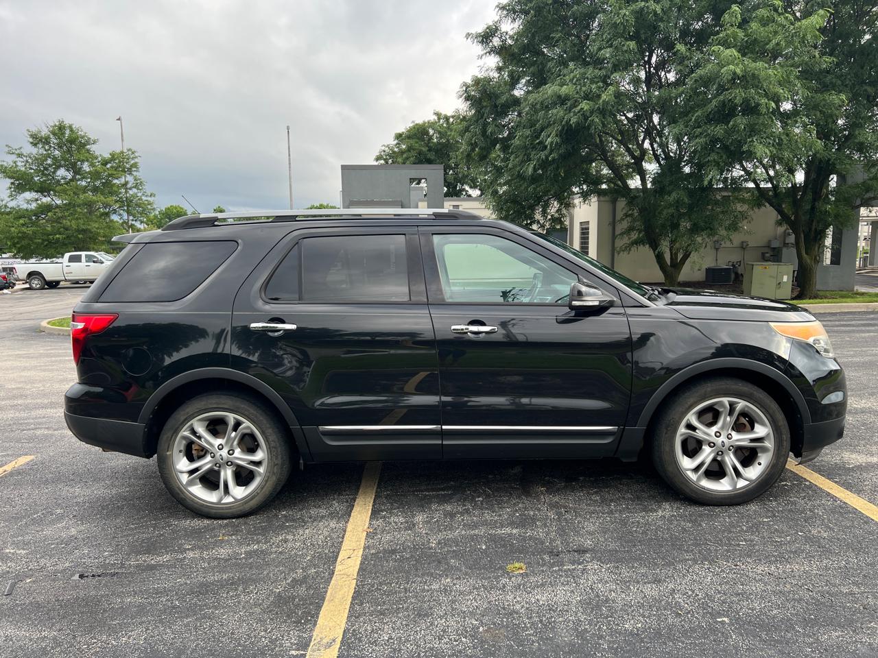 Ford Explorer FWD 4dr Limited 2013