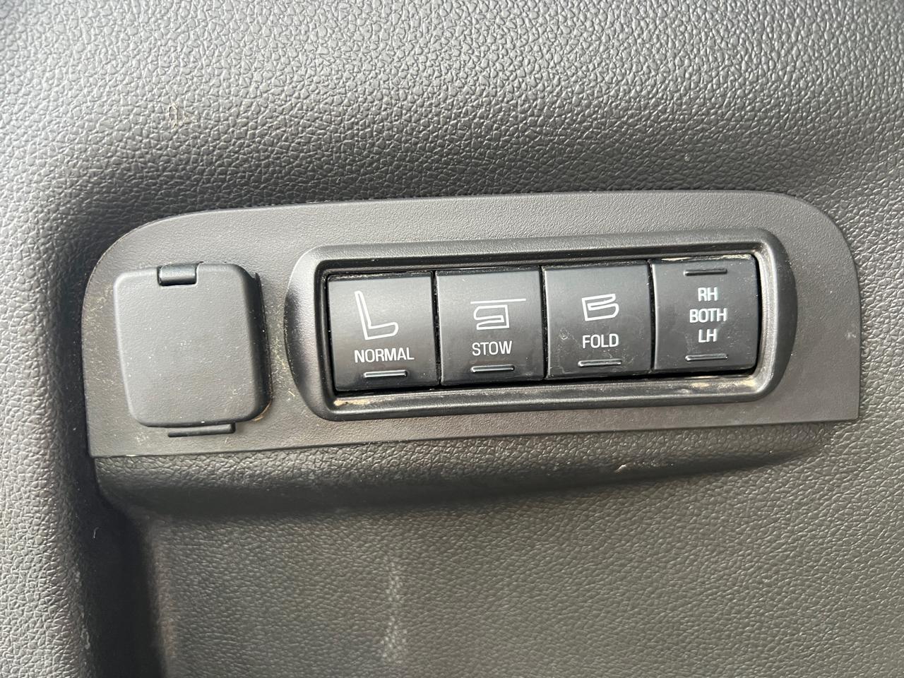Ford Explorer FWD 4dr Limited 2013