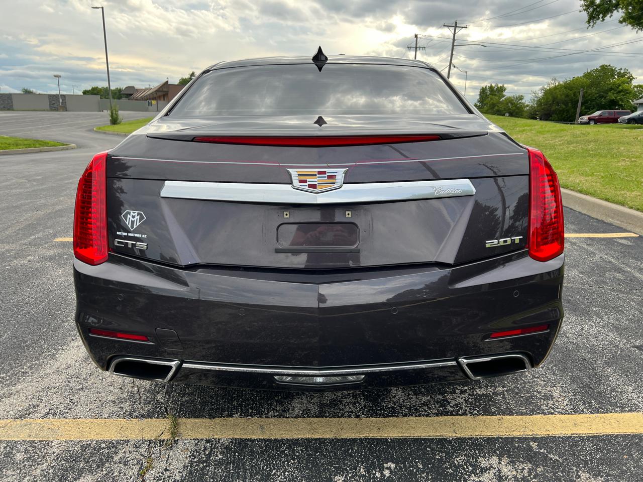 Cadillac CTS Sedan 4dr Sdn 2.0L Turbo Luxury RWD 2015
