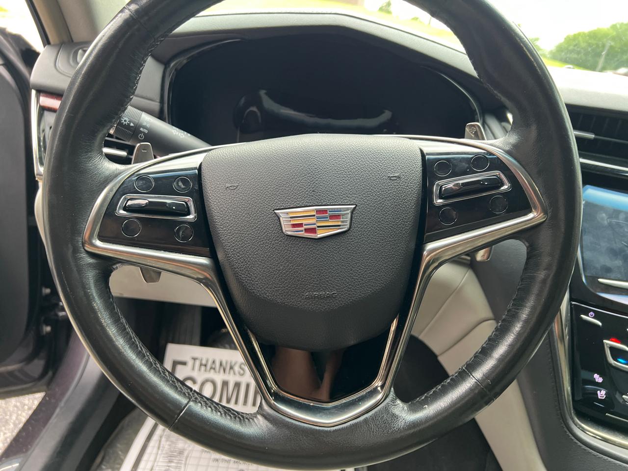 Cadillac CTS Sedan 4dr Sdn 2.0L Turbo Luxury RWD 2015
