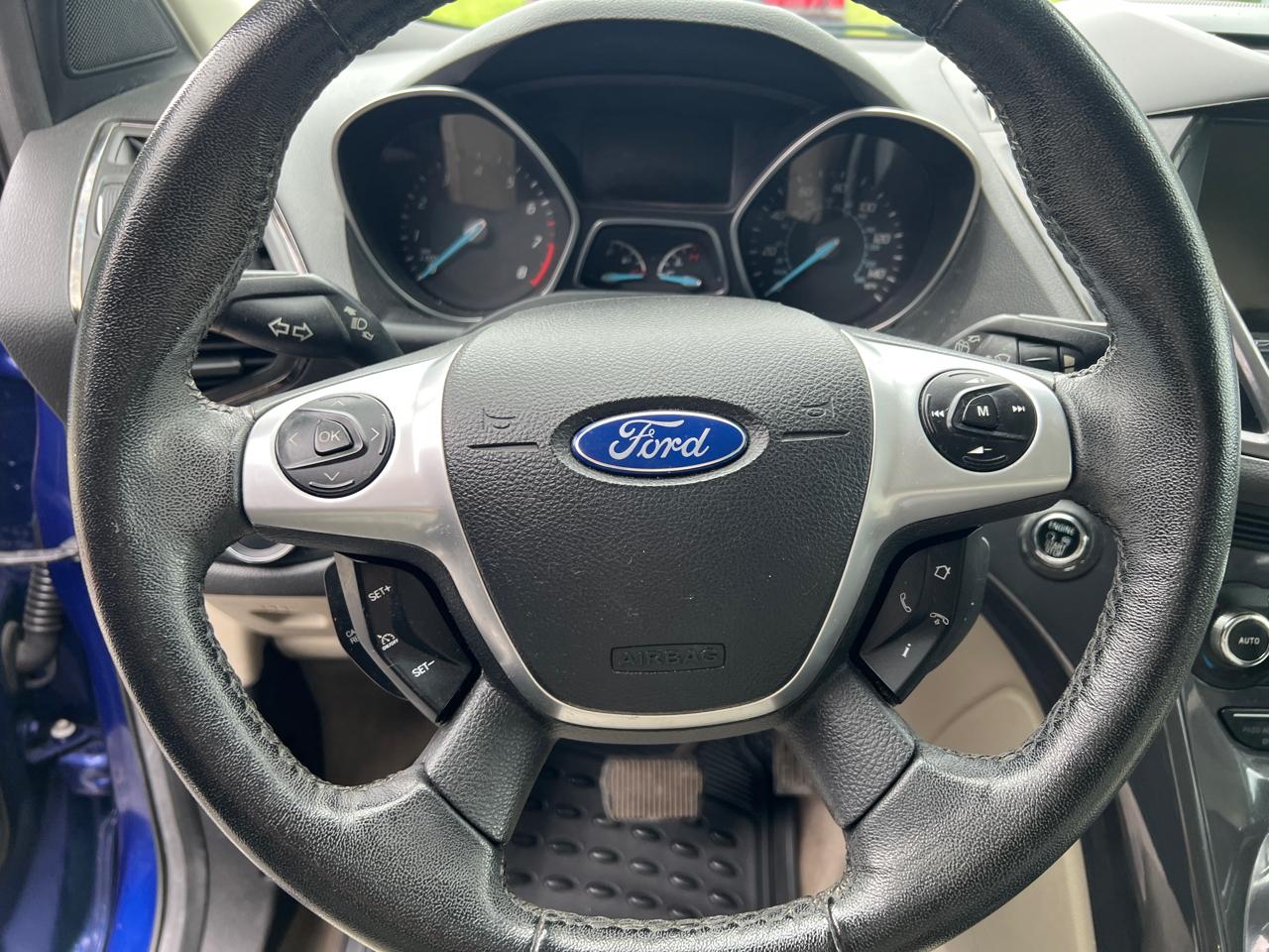 Ford Escape FWD 4dr Titanium 2014