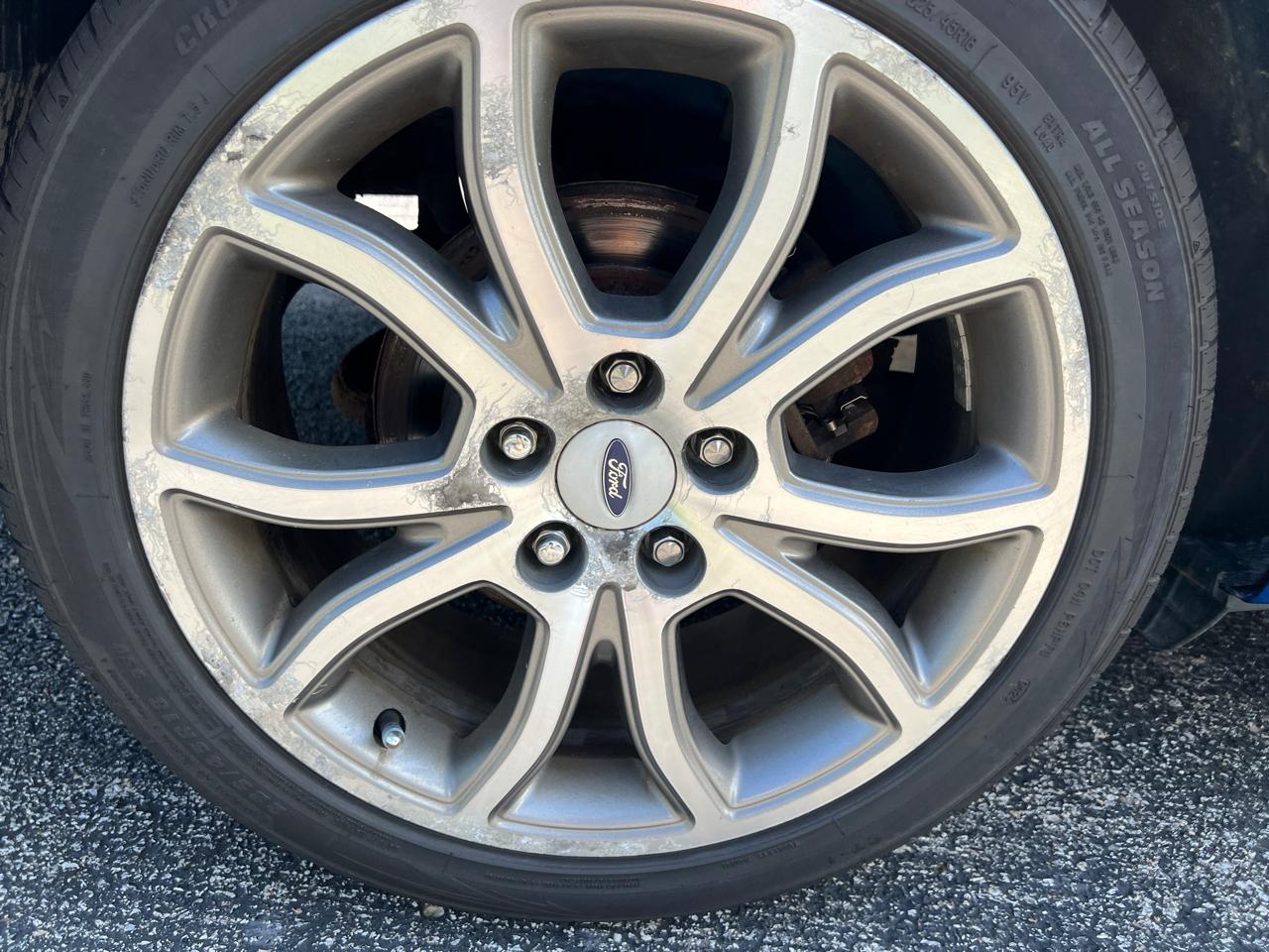 Ford Fusion 4dr Sdn SE FWD 2012