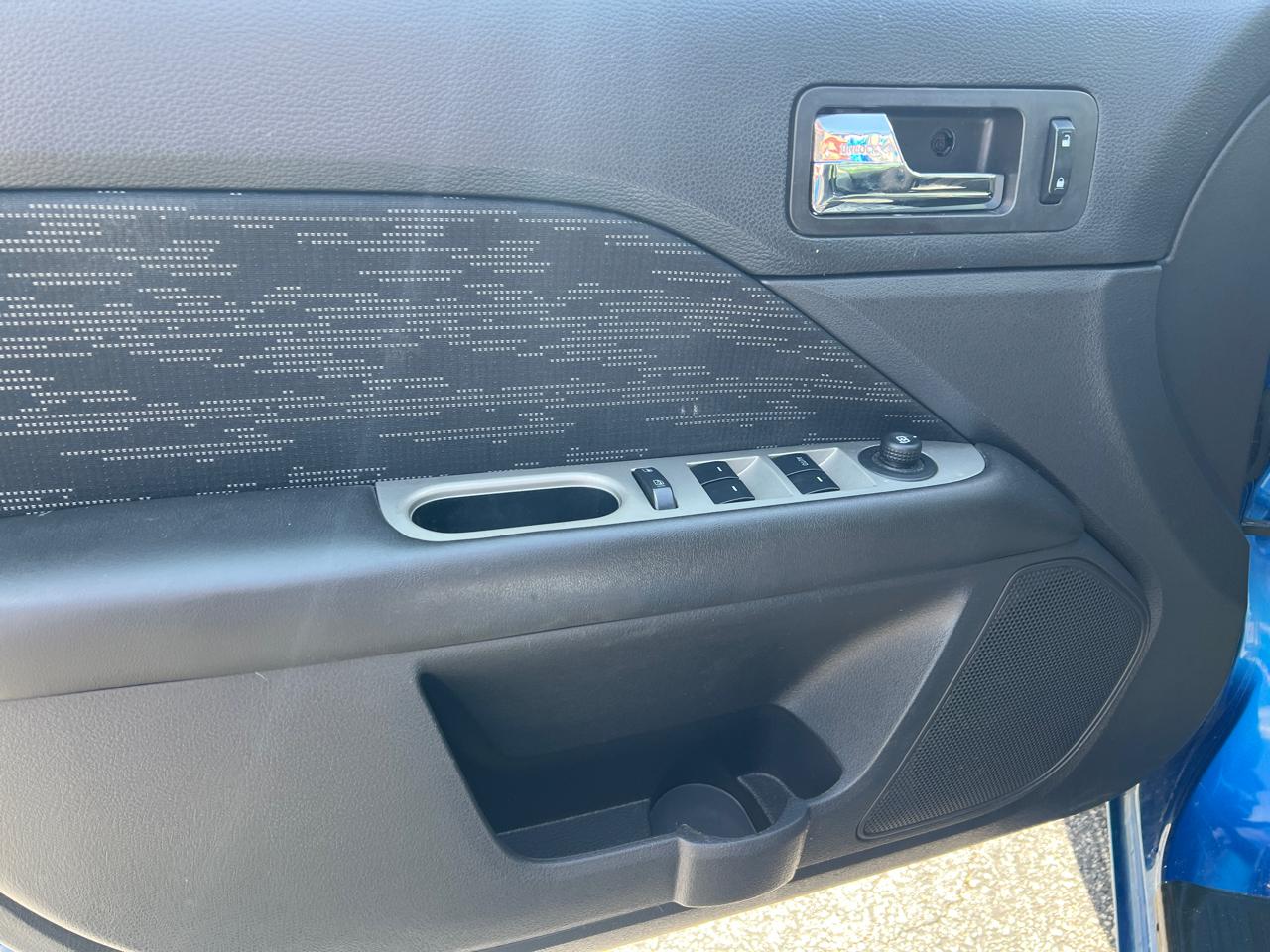 Ford Fusion 4dr Sdn SE FWD 2012