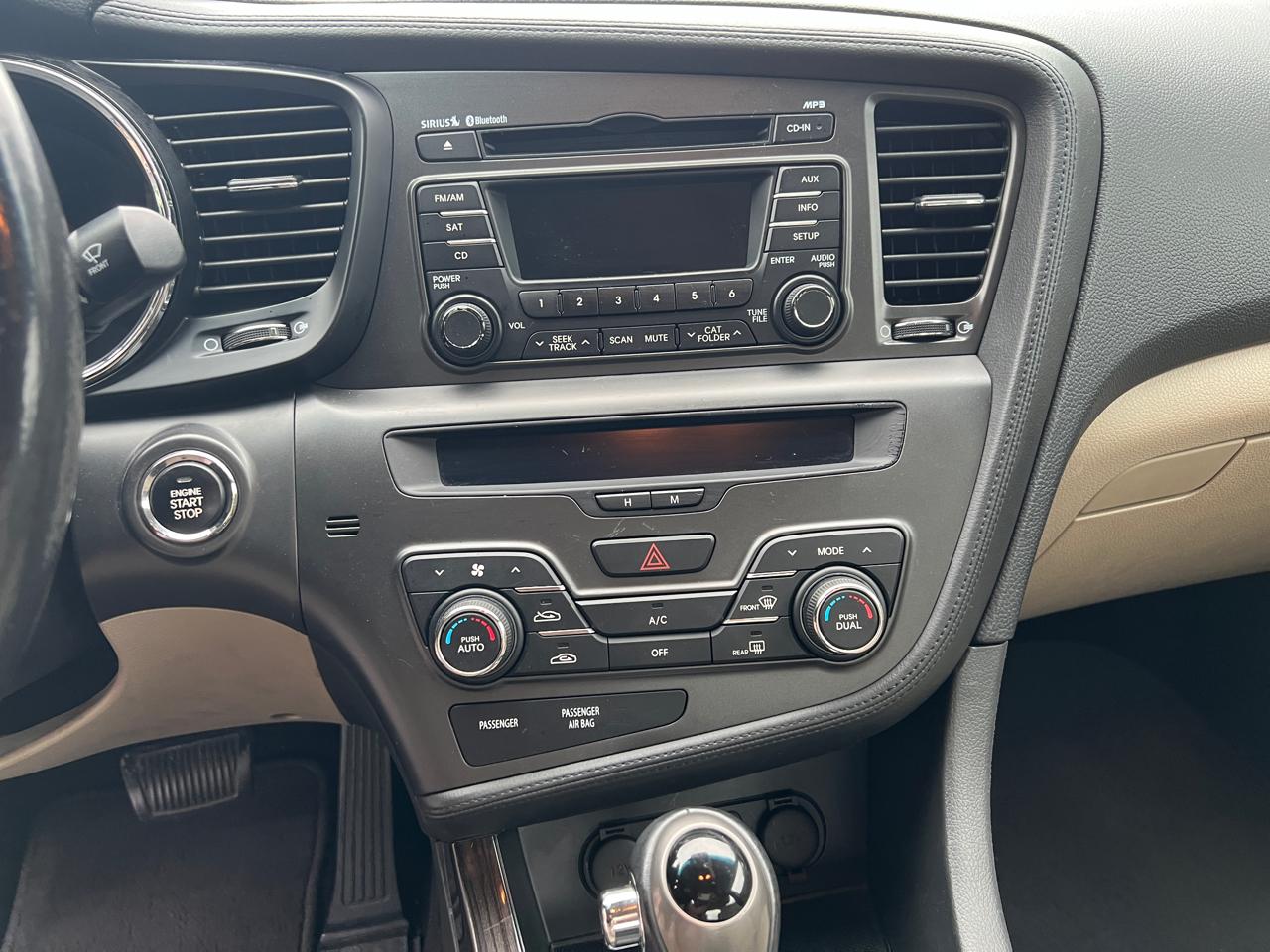 Kia Optima 4dr Sdn 2.4L Auto EX 2012
