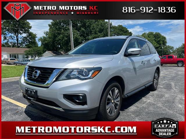 2018 Nissan Pathfinder SV