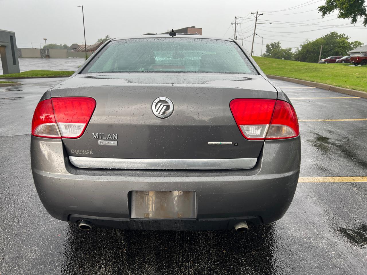 Mercury Milan 4dr Sdn Premier FWD 2011