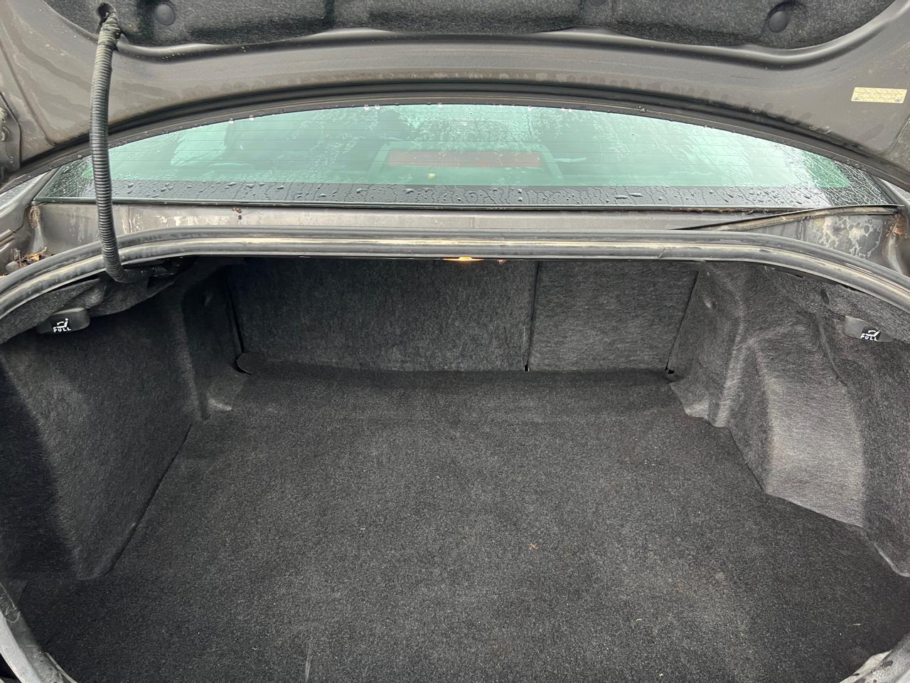 Mercury Milan 4dr Sdn Premier FWD 2011