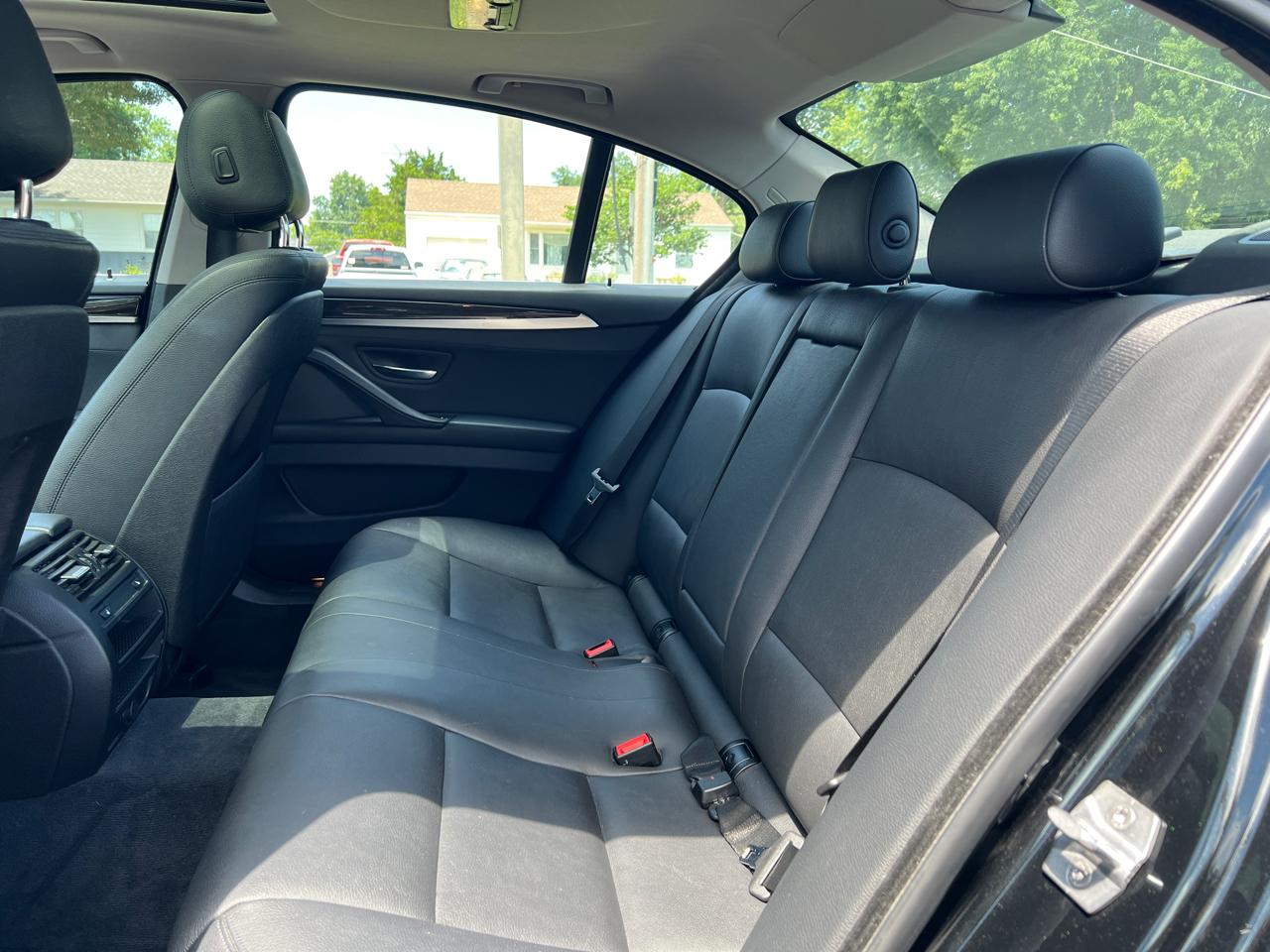 BMW 5 Series 4dr Sdn 528i xDrive AWD 2016