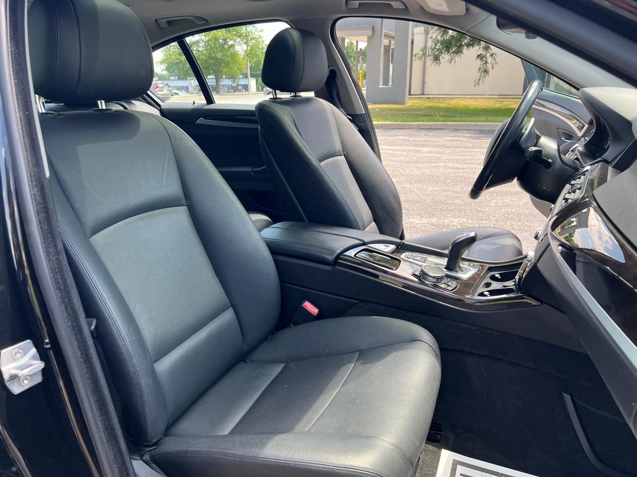 BMW 5 Series 4dr Sdn 528i xDrive AWD 2016