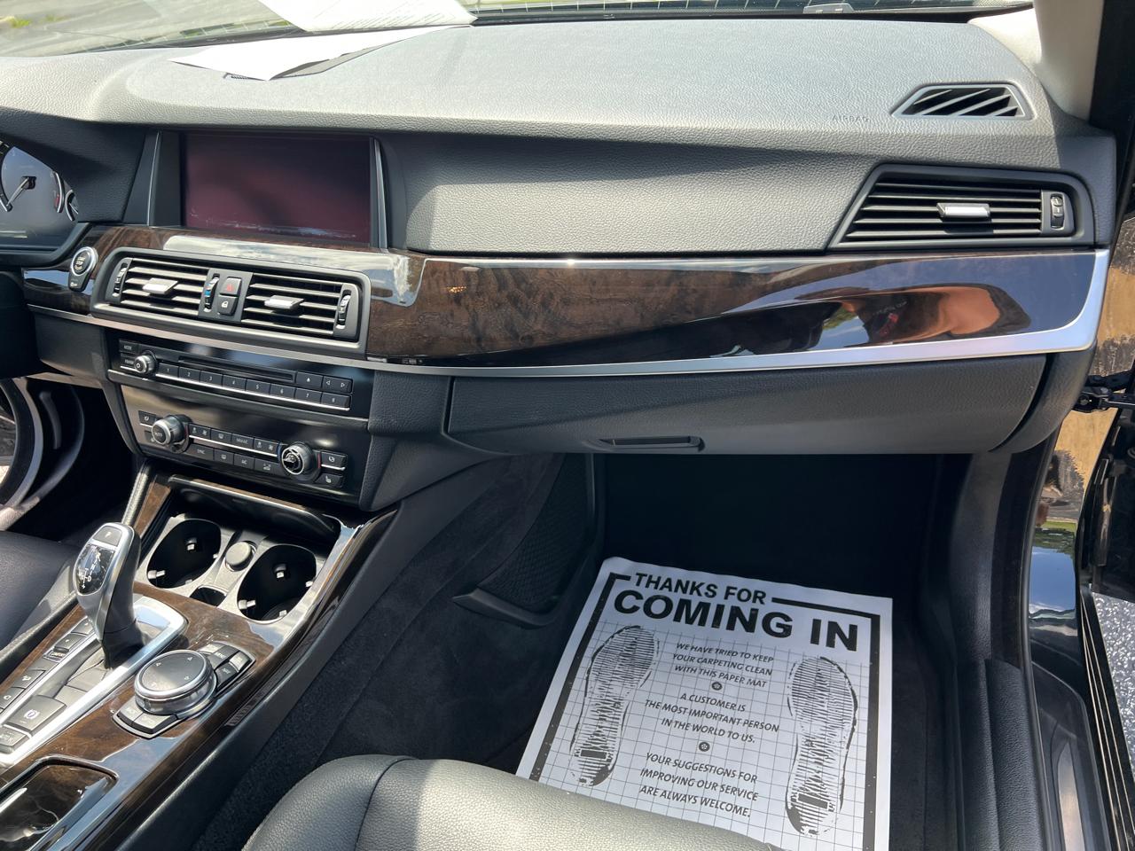 BMW 5 Series 4dr Sdn 528i xDrive AWD 2016