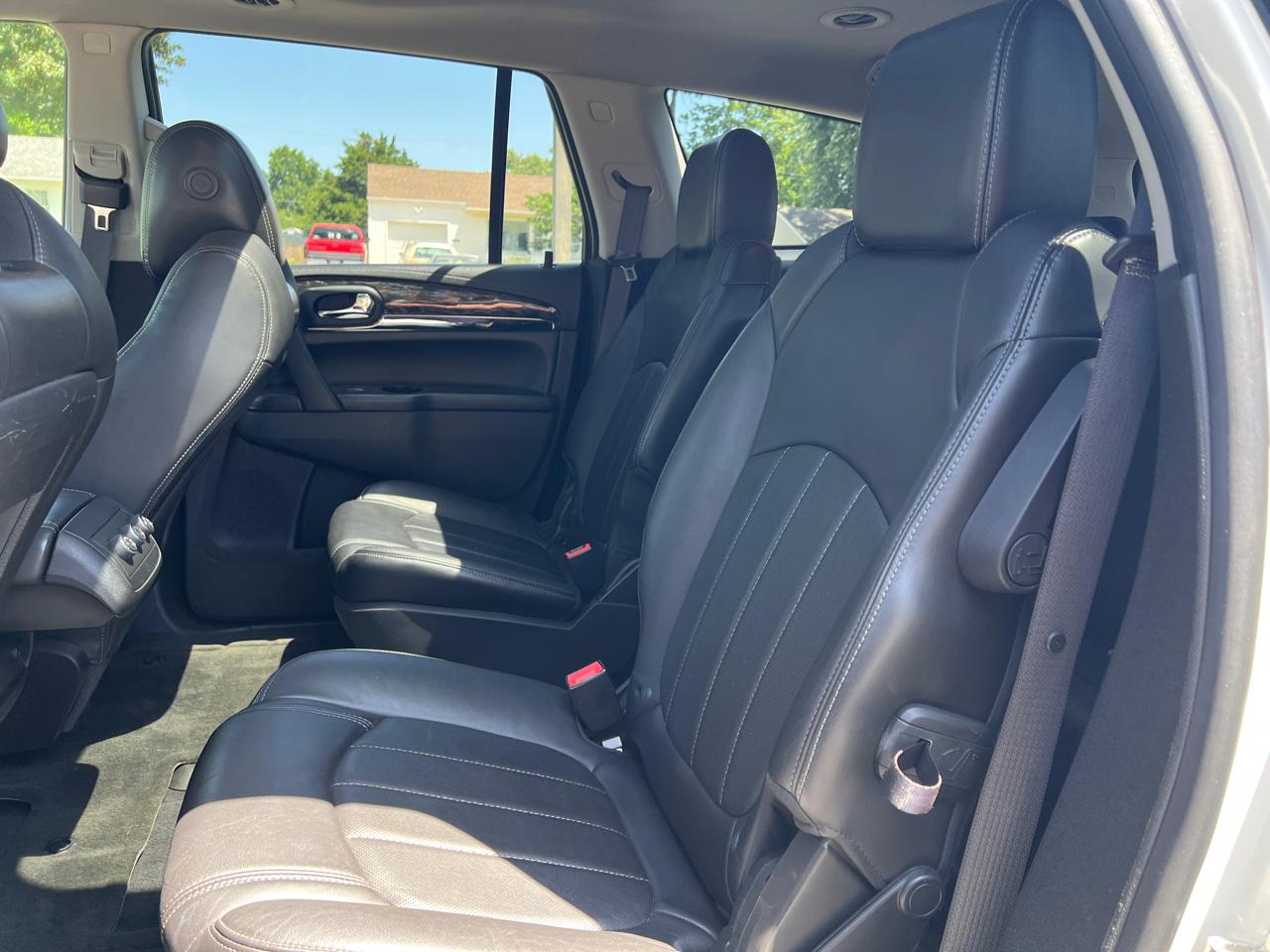 Buick Enclave AWD 4dr Leather 2013