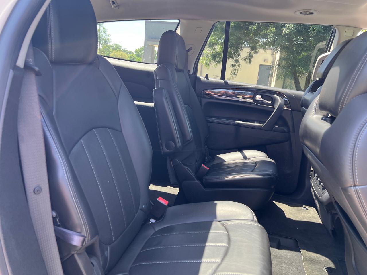 Buick Enclave AWD 4dr Leather 2013
