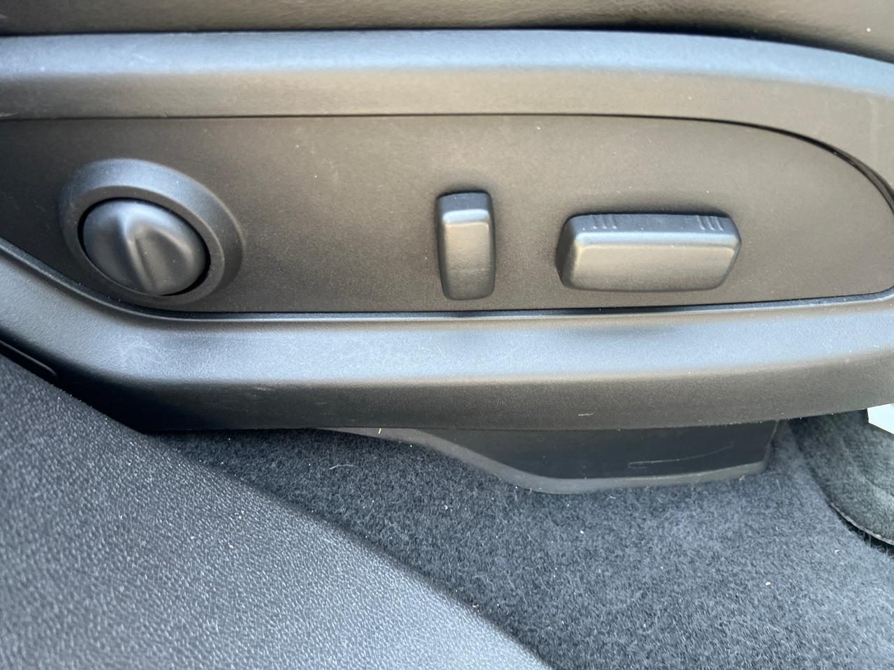 Buick Enclave AWD 4dr Leather 2013