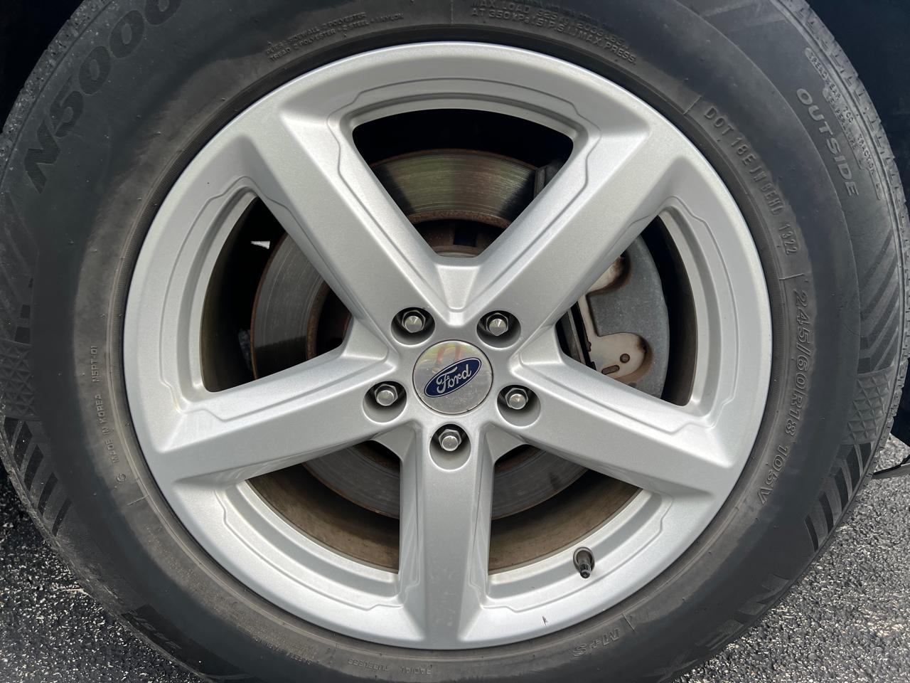 Ford Explorer 4WD 4dr XLT 2016