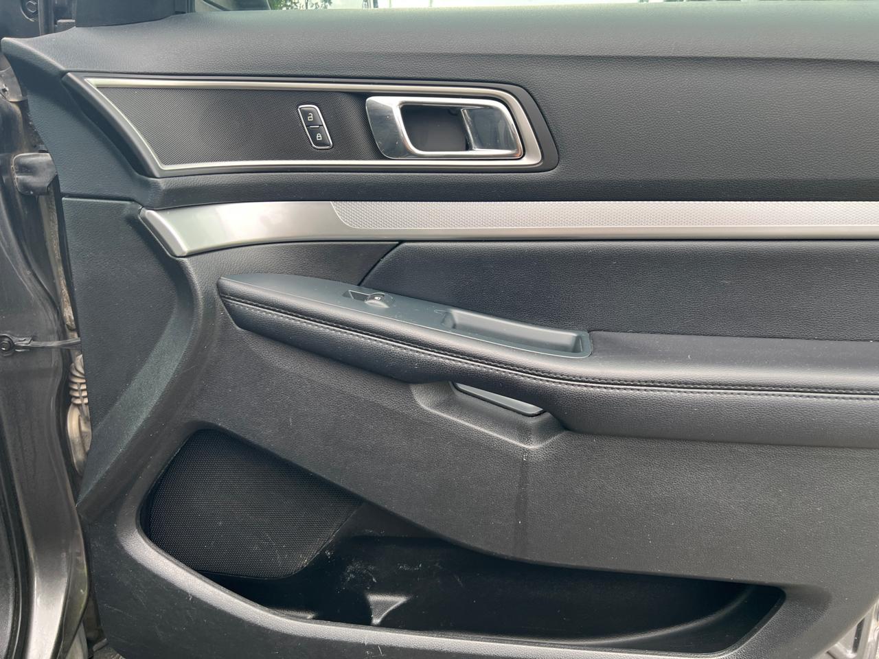 Ford Explorer 4WD 4dr XLT 2016