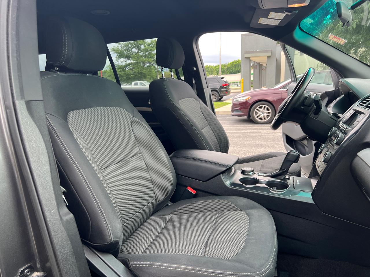 Ford Explorer 4WD 4dr XLT 2016