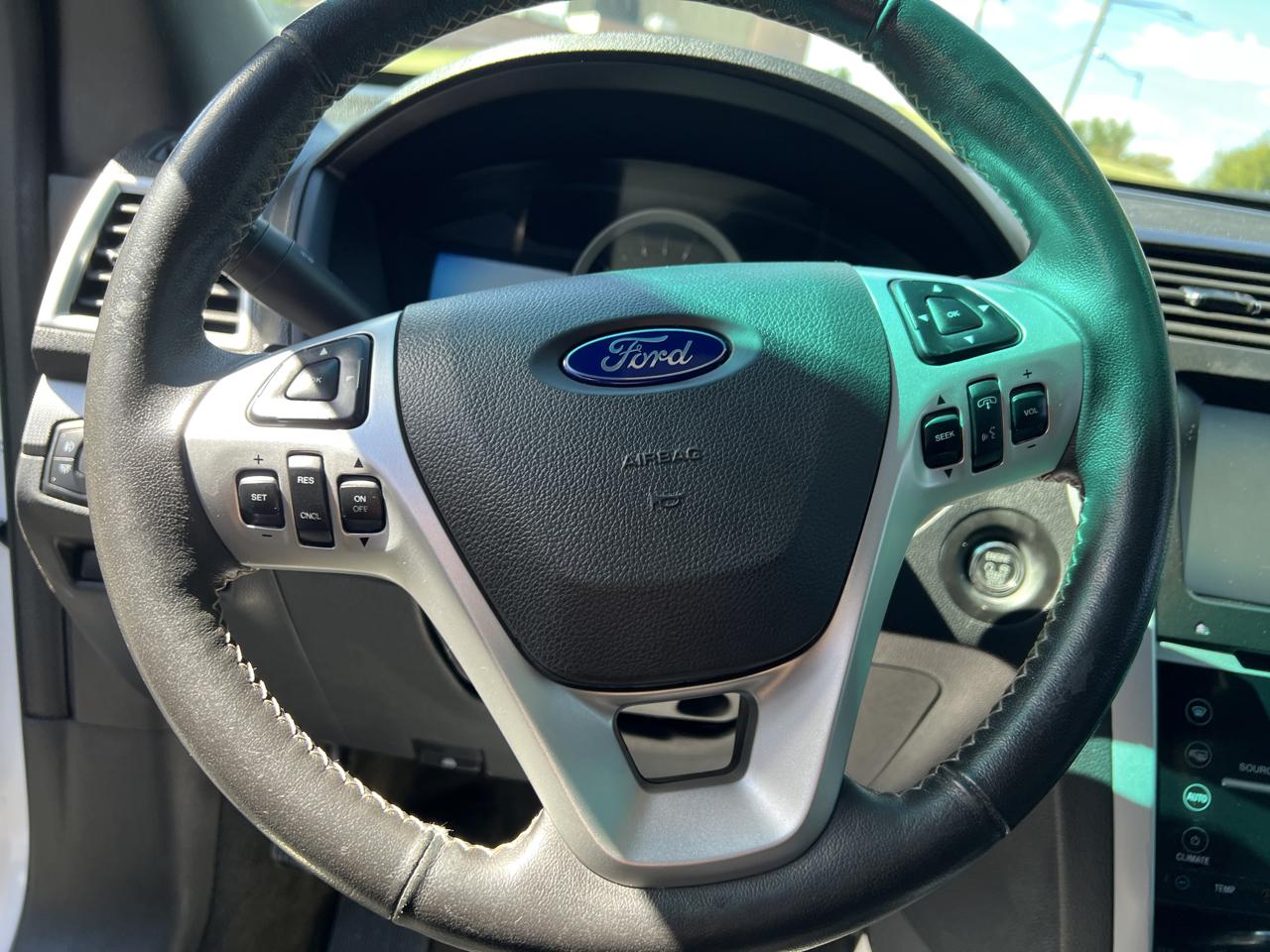Ford Explorer 4WD 4dr Sport 2014