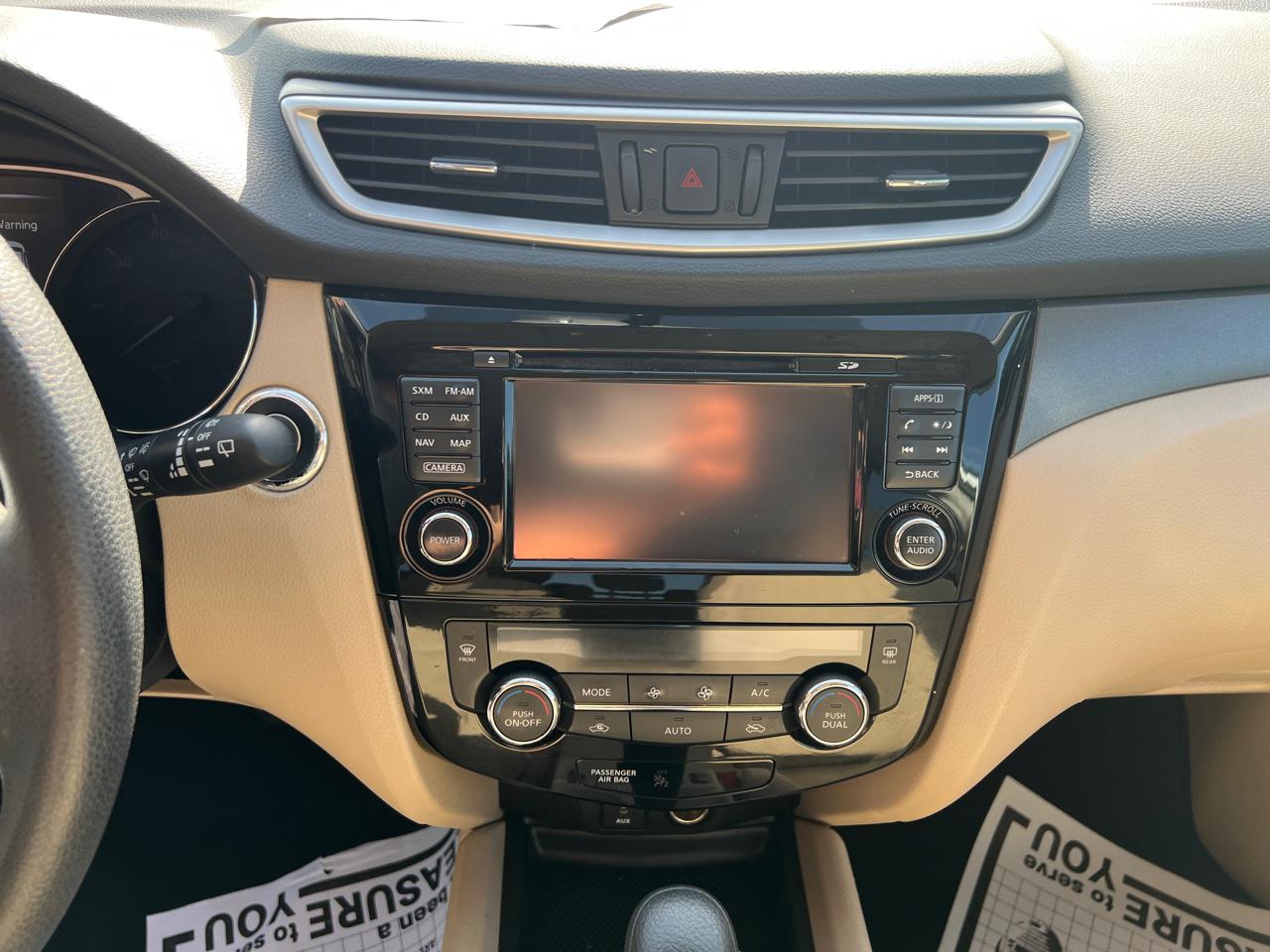 Nissan Rogue AWD 4dr SV 2016