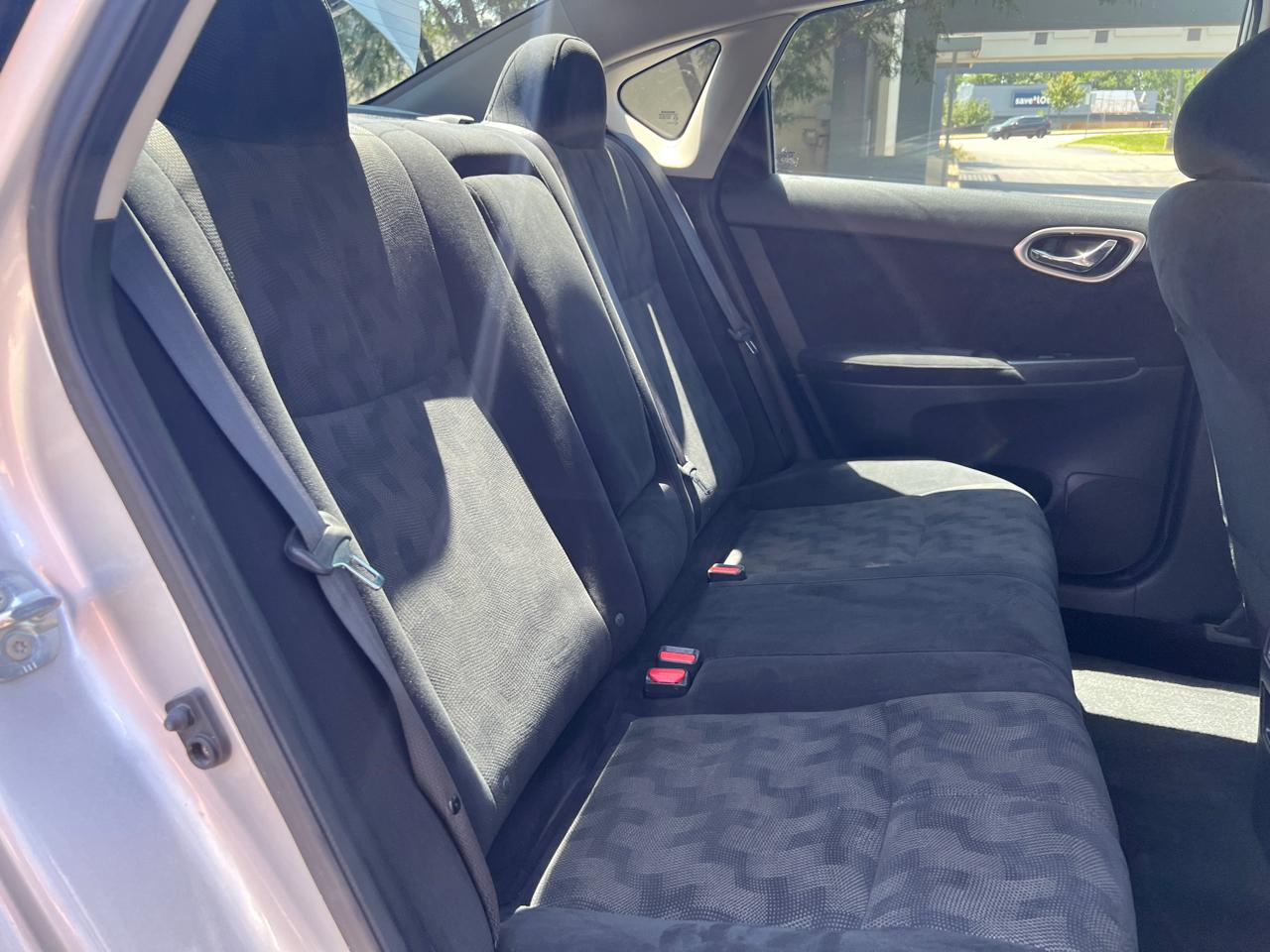 Nissan Sentra 4dr Sdn I4 CVT SV 2013
