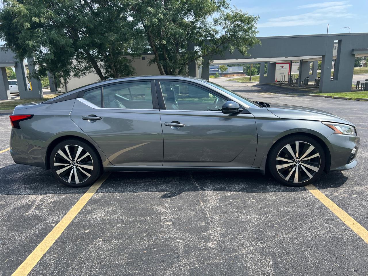 Nissan Altima 2.5 SR Sedan 2019