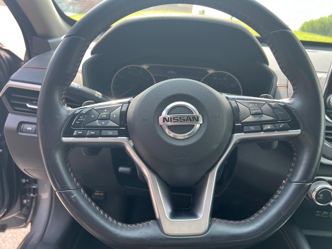 Nissan Altima 2.5 SR Sedan 2019