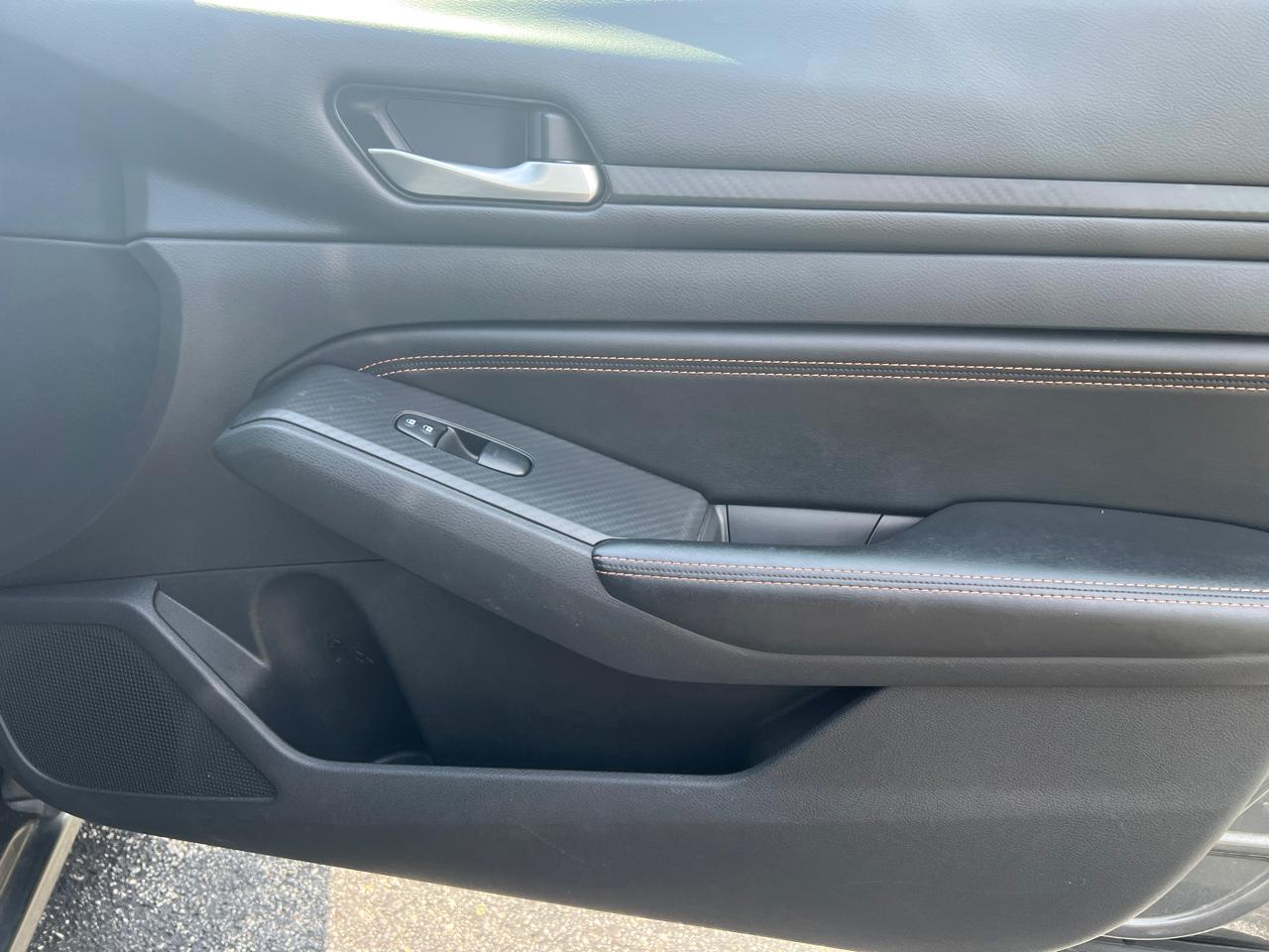 Nissan Altima 2.5 SR Sedan 2019