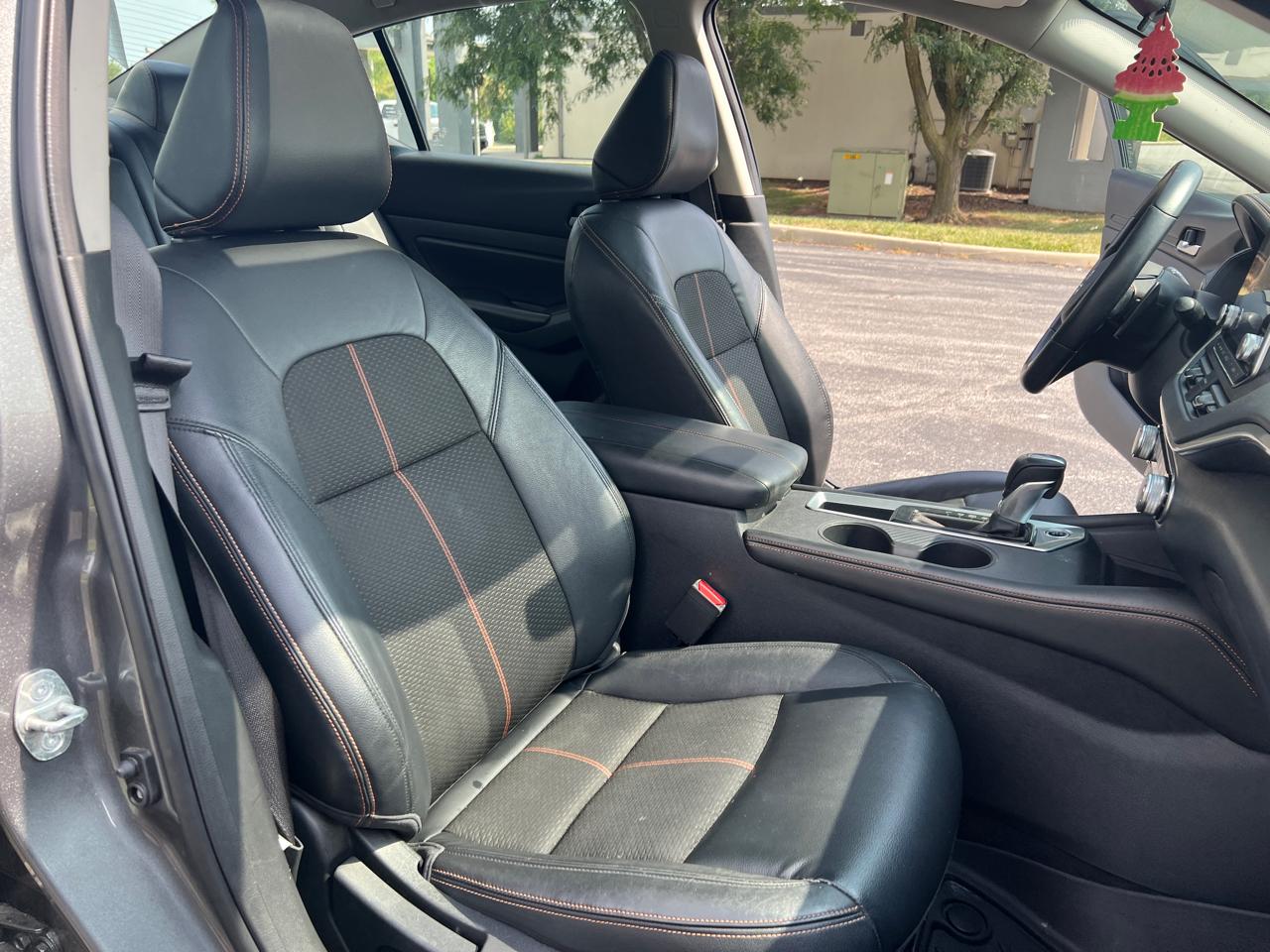Nissan Altima 2.5 SR Sedan 2019