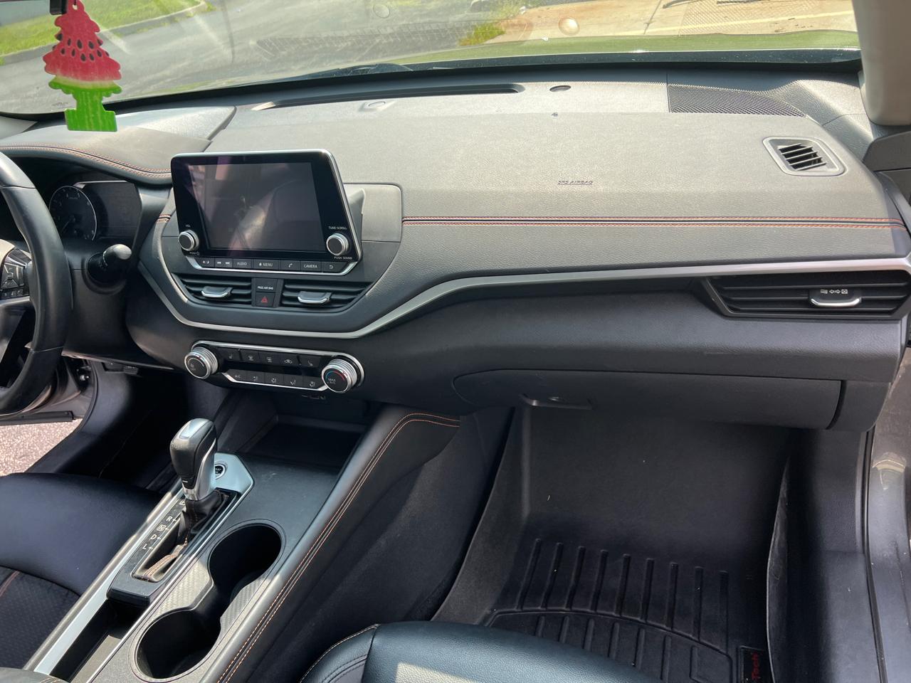 Nissan Altima 2.5 SR Sedan 2019
