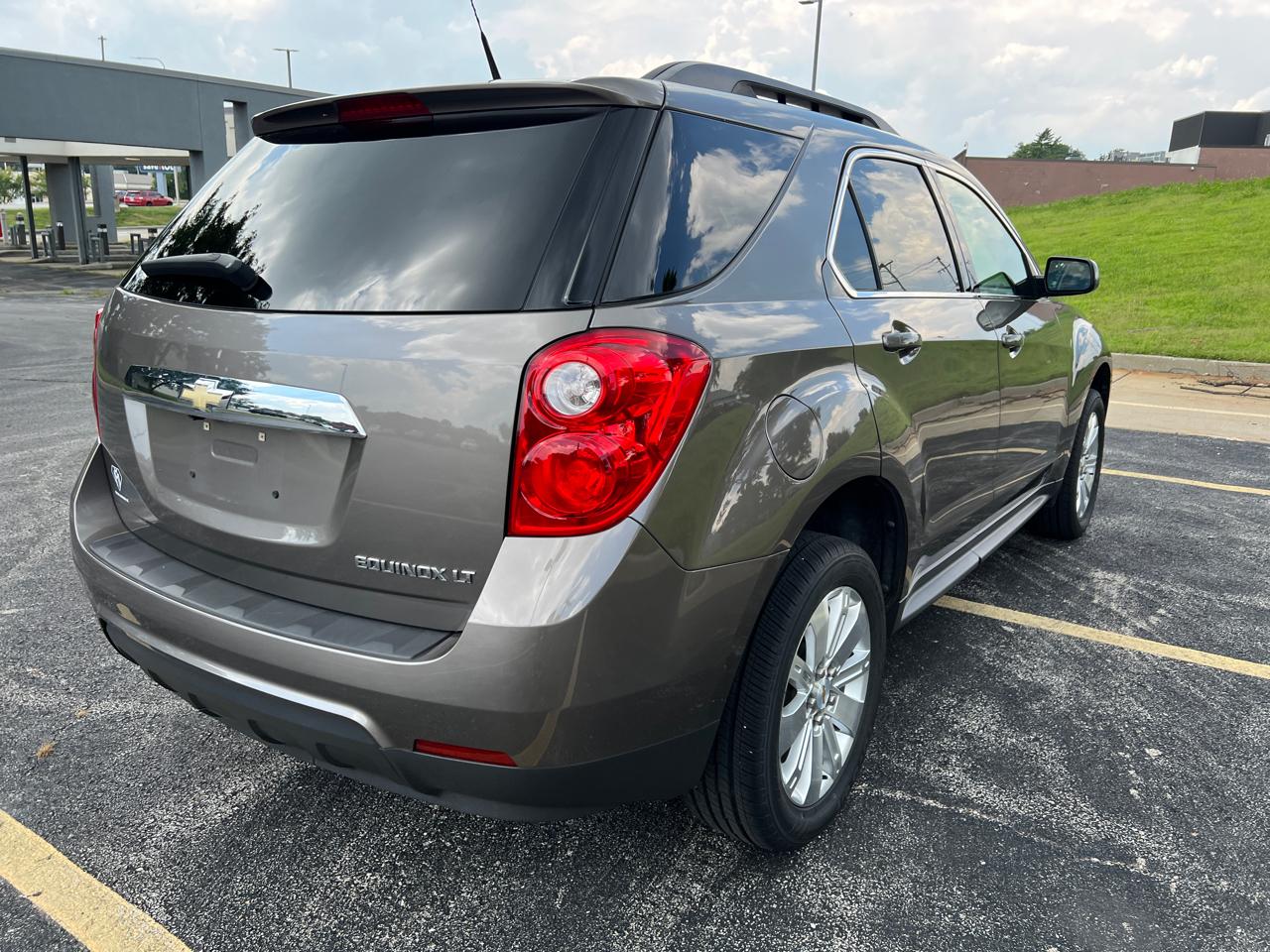Chevrolet Equinox FWD 4dr LT w/2LT 2010