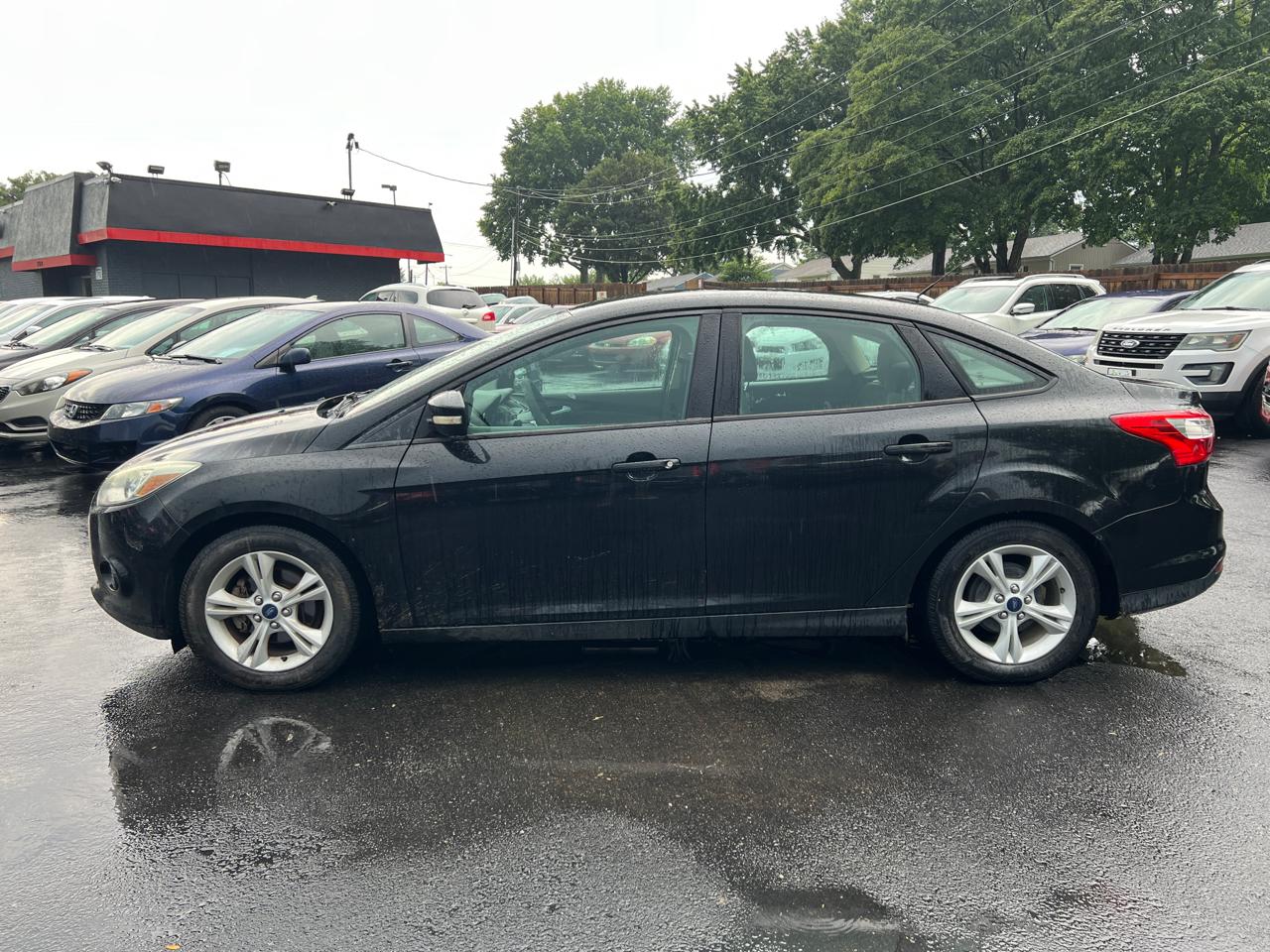 Ford Focus 4dr Sdn SE 2014