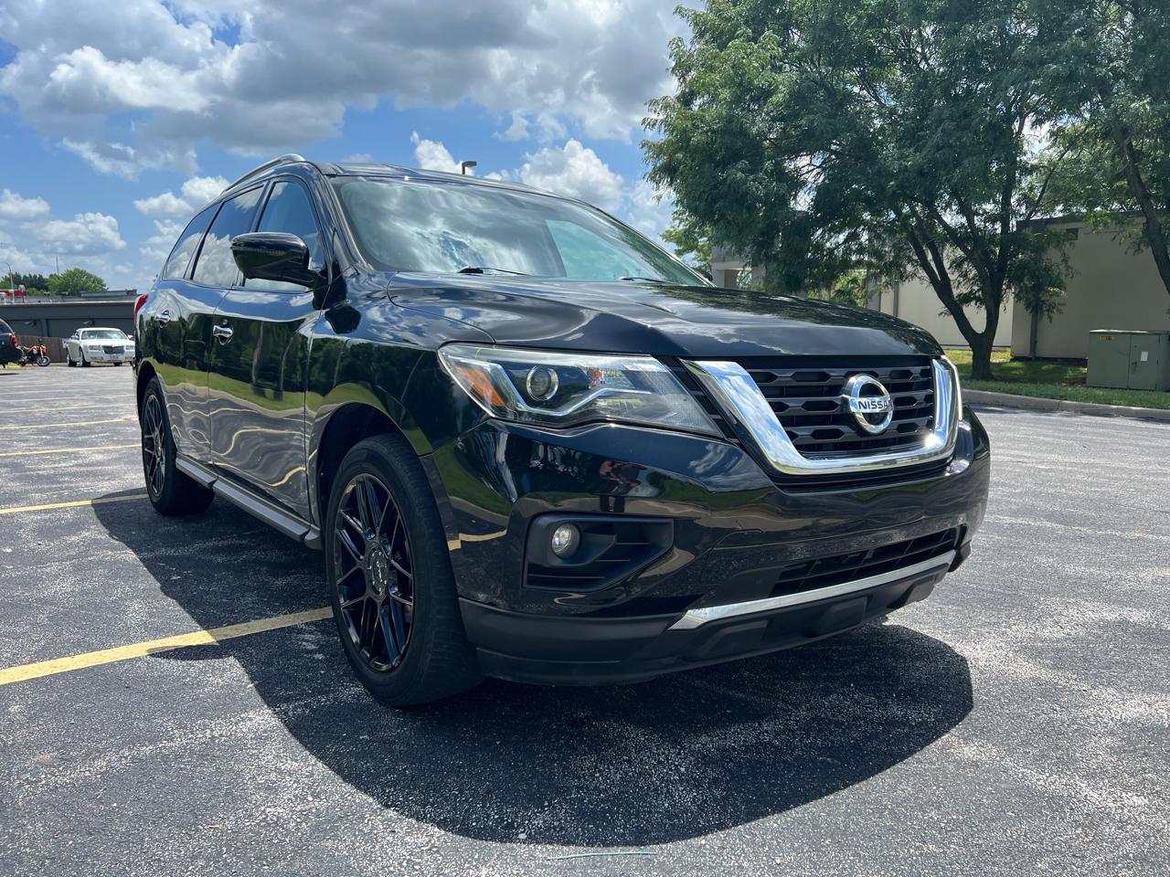 Nissan Pathfinder FWD SL 2019